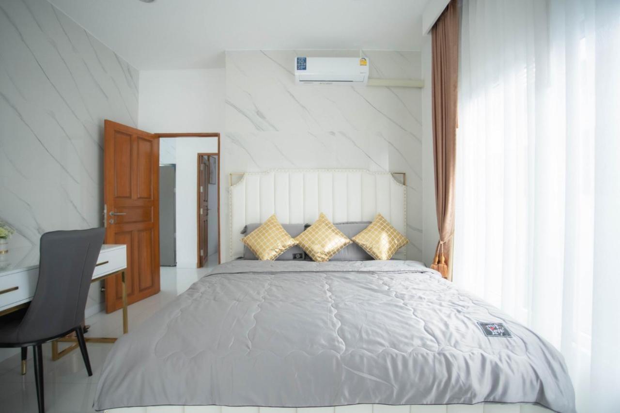 Kw Pool Villa Pattaya Buitenkant foto