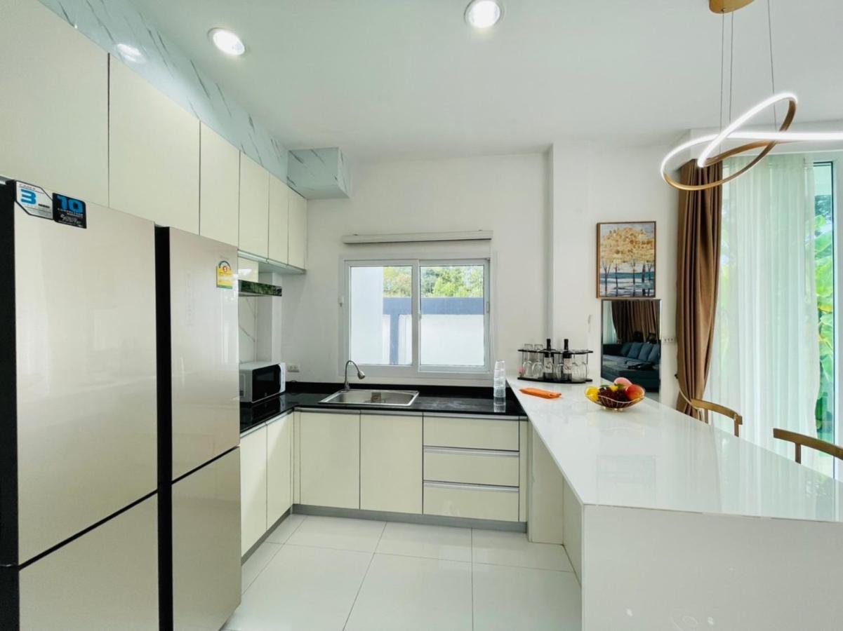 Kw Pool Villa Pattaya Buitenkant foto